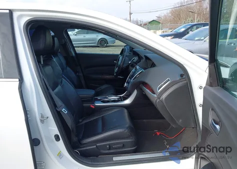 2015 Acura Tlx V6 Tech z USA, uszkodzony, nr VIN 19UUB3F55FA000905